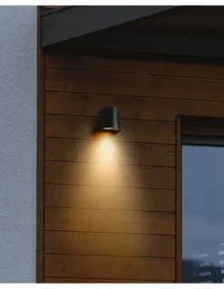 Aplique de pared de exterior Prisma – FORLIGHT – Lámpara moderna negra, Altura: 11 cm, Apto para ambientes salinos