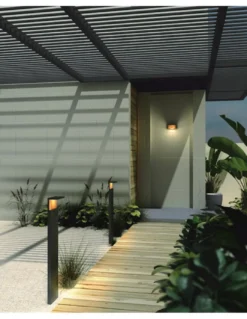 Aplique de pared de exterior Ruka – Mantra – Lámpara de exterior con sensor, de madera, IP54 LED 3000K