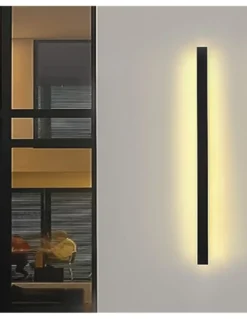 Aplique de pared de exterior Turku - Conalux - Lámpara lineal minimalista LED