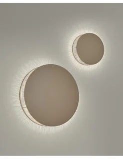 Aplique de pared Helios – Bover – Lámpara redonda, Metal marrón roble, LED 2700K, Regulable Triac