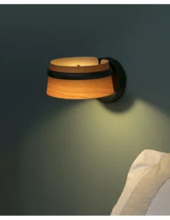 Aplique de pared Loop – Faro – Lámpara de lectura orientable, pantalla de madera