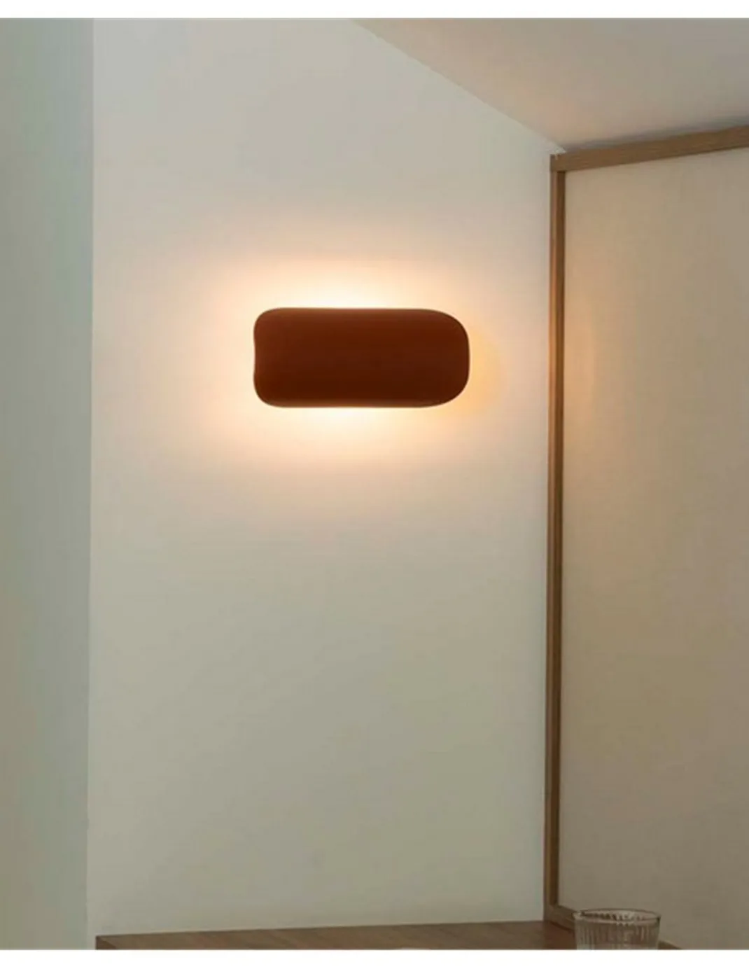 Aplique de pared Novo - Faro - Lámpara minimalista abatible en 3 posiciones