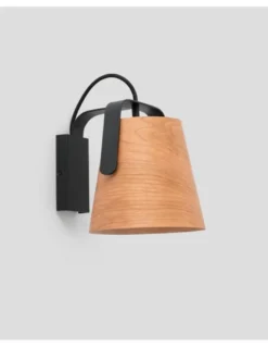 Aplique de pared Stood - Faro - Lámpara de diseño nórdico en madera