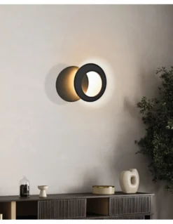 Aplique de pared Toronto – Mantra – Luz orientable en blanco o negro