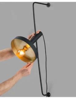Aplique de pared Whizz – Faro – Diseño vintage en negro y dorado
