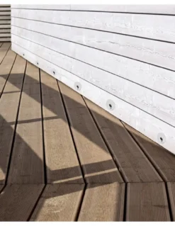 Foco empotrable Korak - Conalux - Lámpara para iluminar escaleras blanca