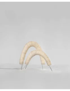 Lampara de mesa Arc - a-emotional light - Diseño decorativo de cordón blanco
