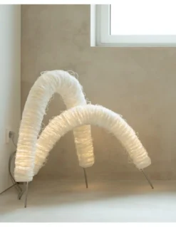 Lampara de mesa Arc - a-emotional light - Diseño decorativo de cordón blanco