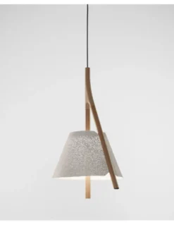 Lámpara colgante Cambo - a-emotional light - Diseño moderno con pantalla de malla y madera