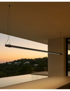 Lámpara colgante exterior Solid Outdoor SH - B.lux - Suspensión tubular lineal con óptica darklight para terrazas y porches