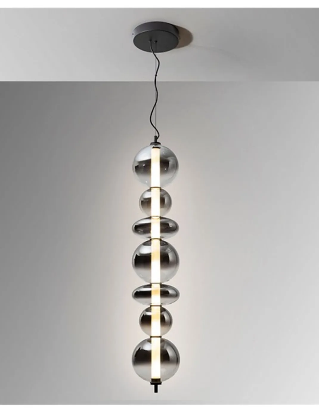 Lámpara colgante Gladis - Schuller - Posición horizontal o vertical, tulipas de cristal soplado