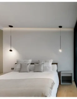 Lámpara colgante Invisible Single – LedsC4 - Diseño minimalista negro, LED regulable y orientable