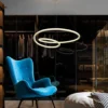 Lámpara colgante LED Tube – Schuller – Lámpara minimalista, acabado oro