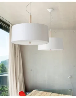 Lámpara colgante Nordic – Massmi – Pantalla de madera natural, Difusor de cristal, Diámetro: 47 cm