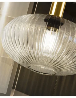 Lámpara colgante Norma – Schuller – Pantalla de cristal moldeado transparente