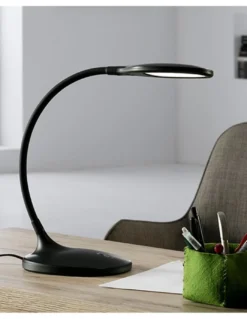 Lámpara de escritorio Scoop – Schuller – Brazo flexible, LED regulable
