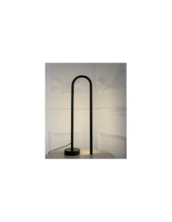 Lámpara de Mesa Bow - Nexia - LED, diseño minimalista y moderno