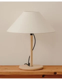 Lámpara de mesa Clasica - Luxcambra - Pantalla de pergamino y base de madera