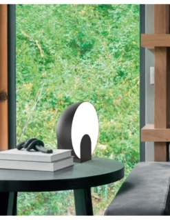 Lámpara de mesa Óculo – Mantra – Disponible en 2 tamaños y 2 colores