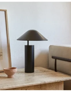 Lámpara de mesa Damo - Aromas. Lámpara decorativa de mesa en acero color negro