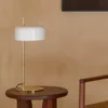 Lámpara de mesa Lalu - Aromas - Metal oro mate+tulipa blanco brillo, E27, estilo vintage