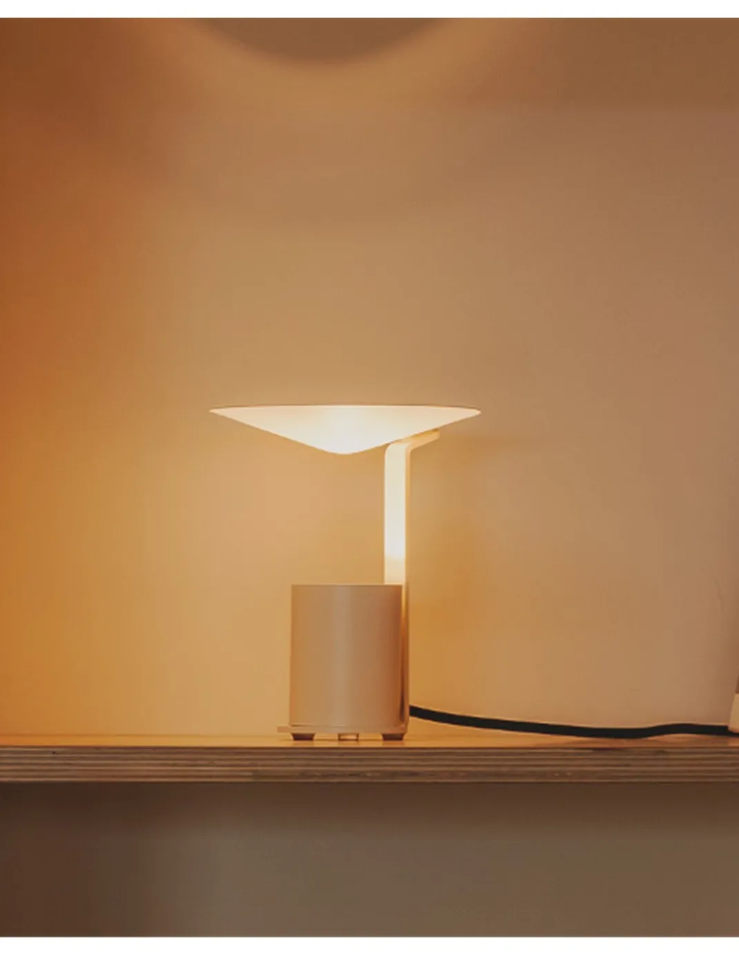 Lámpara de mesa Mokka - Milan - Lámpara minimalista decorativa