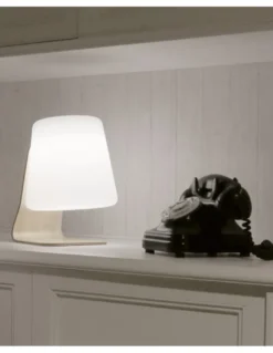 Lámpara de mesa portátil Ibar - Novolux Lighting Exo - Madera de haya, apta para exterior