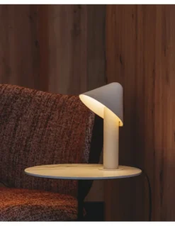 Lámpara de mesa Shita - Milan - Lámpara minimalista con pantalla orientable