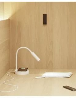 Lámpara de mesa Stem – Beneito & Faure – Lámpara de escritorio LED