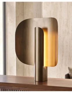 Lámpara de mesa Stockholm - Punt Mobles - Diseño contemporáneo y arquitectónico