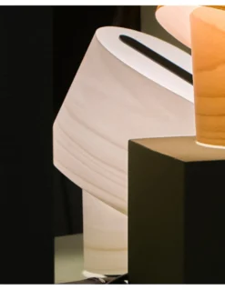 Lámpara de mesa Tiny - LZF - Lámpara artesanal de madera, altura: 22,5 cm