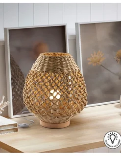 Lámpara de mesa Yaiza – Schuller – Lámpara boho chic con pantalla de cuerda de papel trenzado