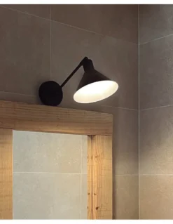 Lámpara de pared Capuchina – Luxcambra – Aplique con brazo orientable, acabado negro
