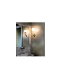 Lámpara de pared para baño en 2 colores con pantalla esférica de cristal - Gala - Faro