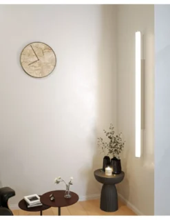 Lámpara de pared Tubi Wall – Beneito & Faure – Diseño moderno lineal