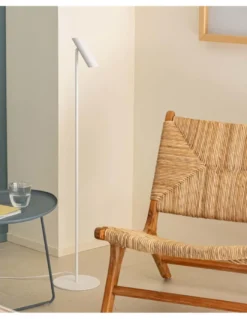 Lámpara de pie Leo - Faro - Lámpara con foco orientable