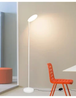 Lámpara de pie Nassau – Mantra – Pantalla orientable, LED regulable