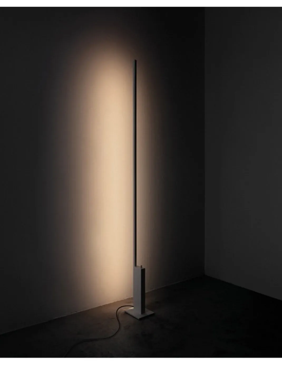 Lámpara de pie Standup – Arkoslight – Lámpara minimalista LED