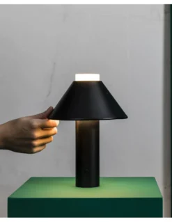 Lámpara portátil negra Fuji – Faro – IP44 con batería recargable, brillo ajustable, táctil