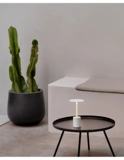 Lámpara portátil Yoru - Arkoslight - Diseño minimalista, regulable