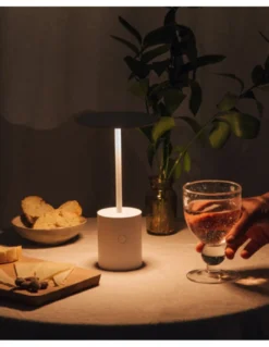 Lámpara portátil Yoru - Arkoslight - Diseño minimalista, regulable