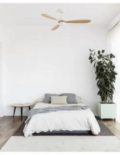 Ventilador de techo con luz Poros - Faro - Lámpara ventilador blanco/madera, apto techos inclinados, ultrasilencioso
